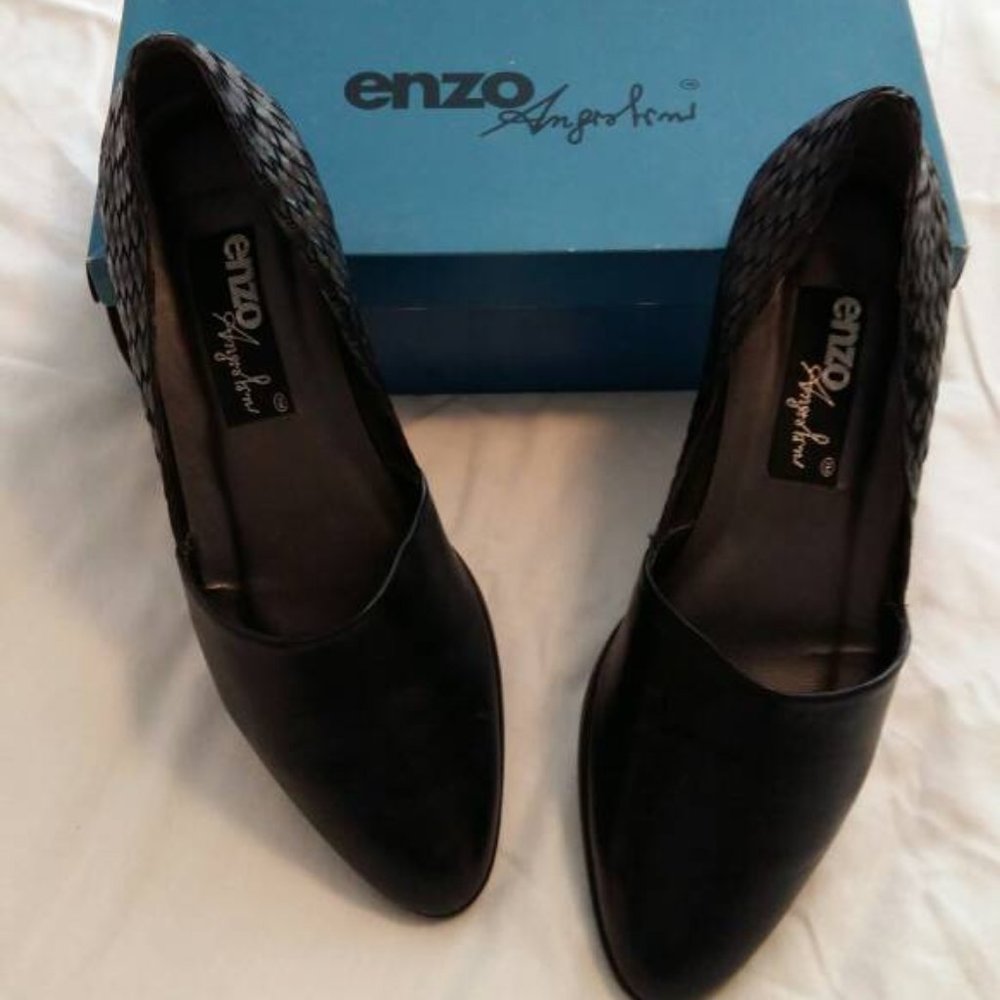 Vintage Enzo Angiolini Black Flats - 8.5M
